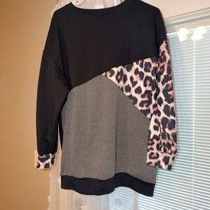 SHEIN Black and Gray Colorblock Sweatshirt with Leopard Print